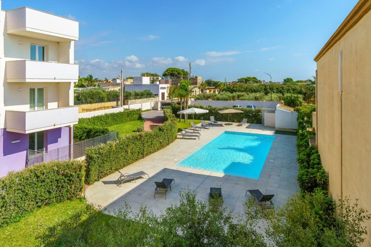 Travini Hotel Residence Марсала Екстер'єр фото