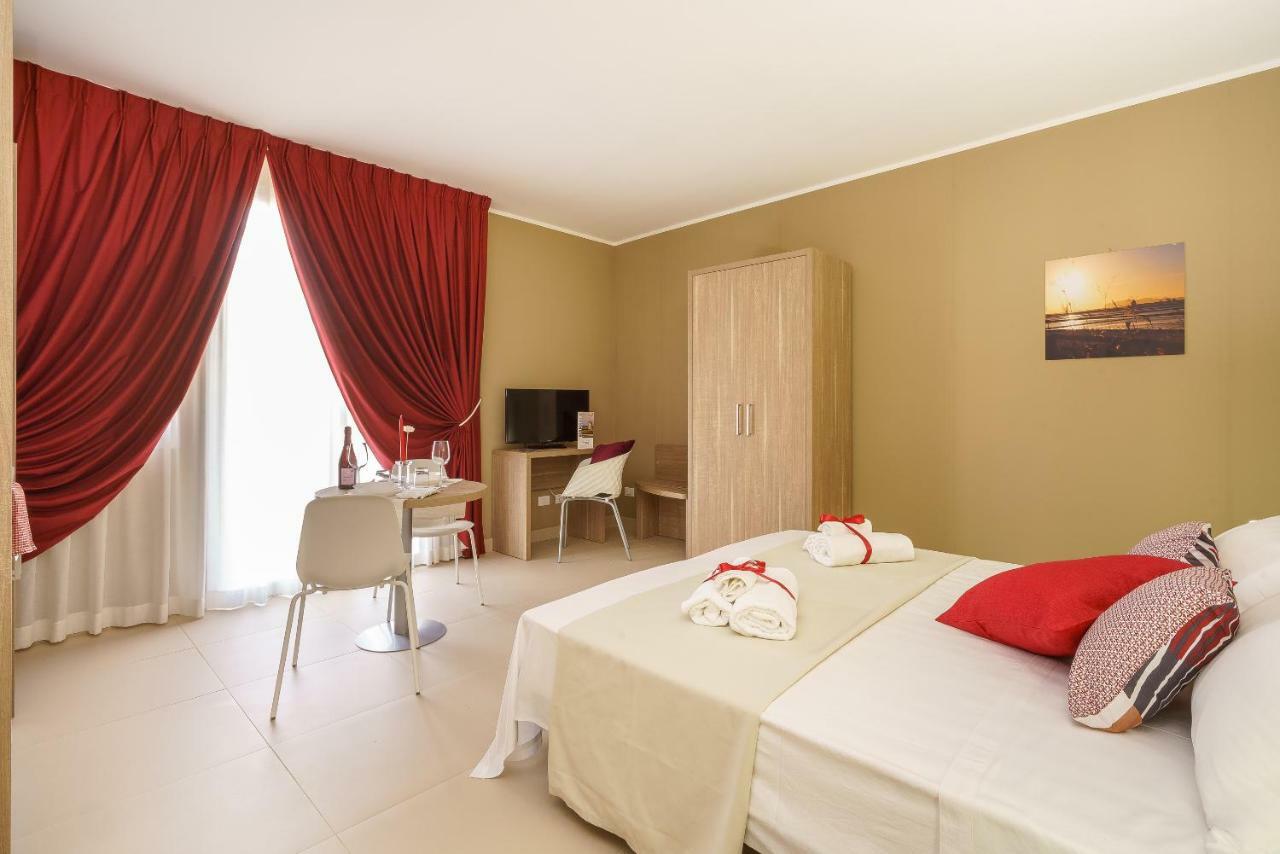 Travini Hotel Residence Марсала Екстер'єр фото