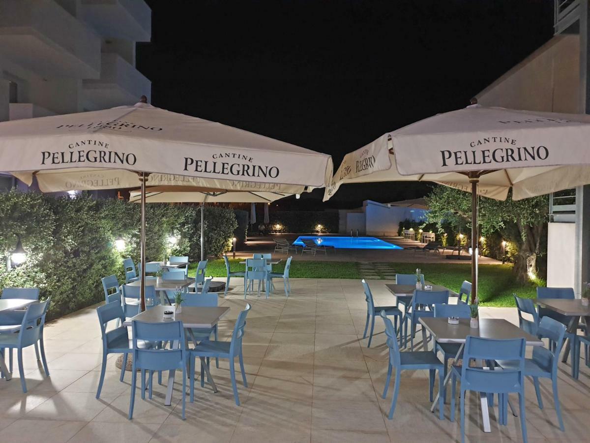 Travini Hotel Residence Марсала Екстер'єр фото